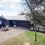 8 Person In Lokken-by Traum