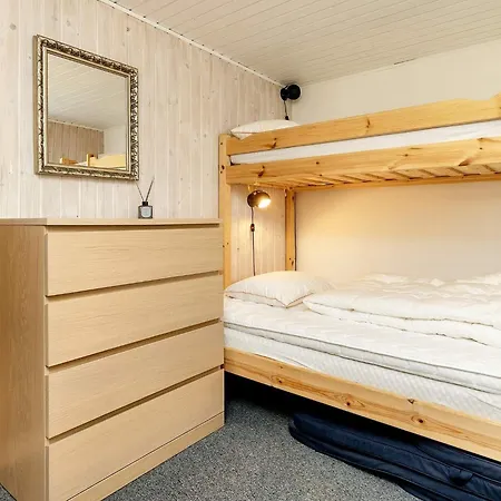 8 Person In Lokken-by Traum * Løkken